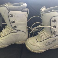 Snowboard Boots Women’s 