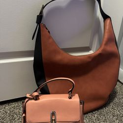 Trendy Handbags 