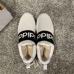 Adidas Cloud Foam Shoes