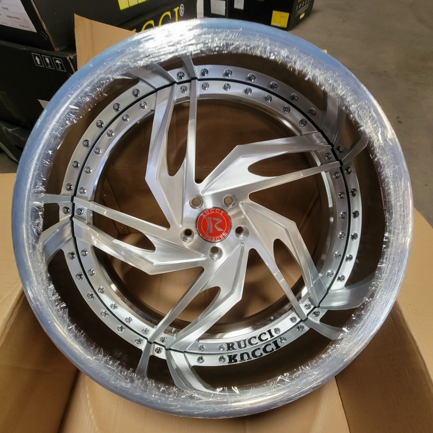 š„š„ RUCCI FORGED WHEELS FLOATING CAPS AND MATCHING STEERING WHEEL š„š