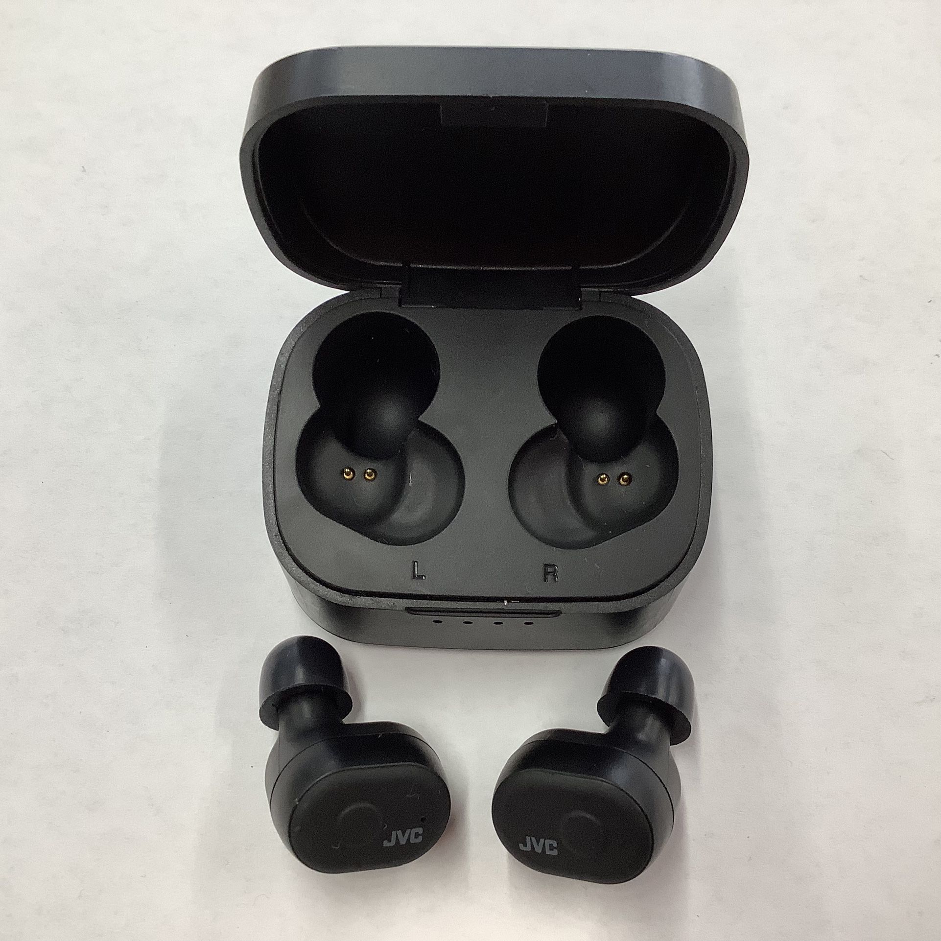 JVC true Bluetooth Headphones / Earbuds 