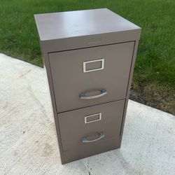 2 drawer metal filing cabinet 30”T 15”L 14”D