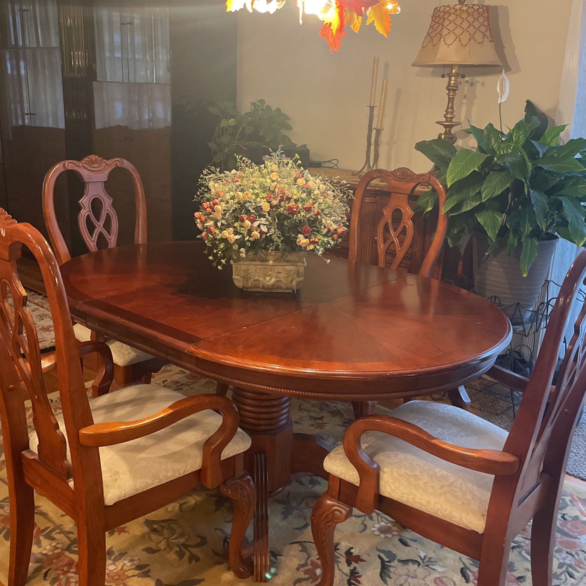 Dining Room Table 4 Chairs Plus Buffet 