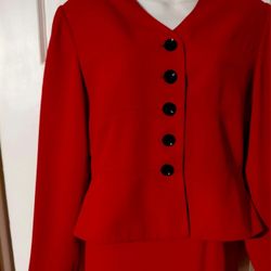 Kasper A.S.L Petite Red Five Button Lined Jacket & Short Skirt Set 12P, $22 like New GLENN HEIGHTS TX PPU OR SHIPPING AVAILABLE 