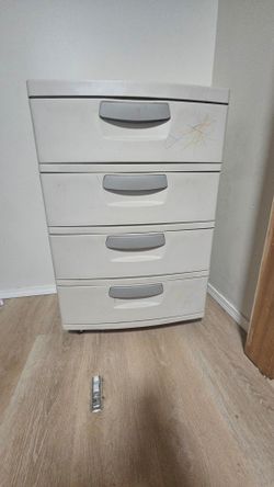 Plastic drawer, or dresser