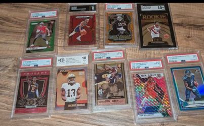 RANDOM MIX OF CARDS, AUTOS, NUMBERED, SLABS, PATCHES