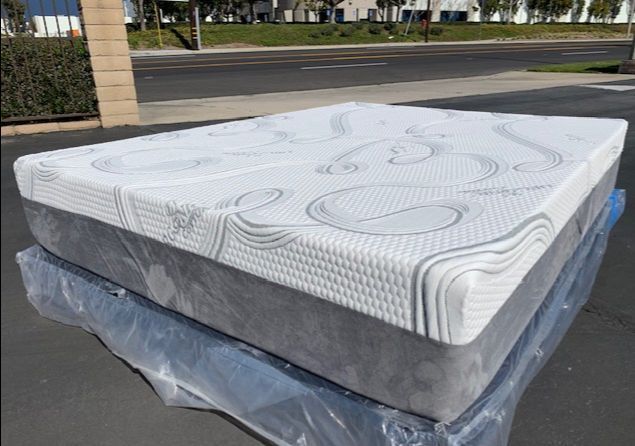 Queen Memory Foam