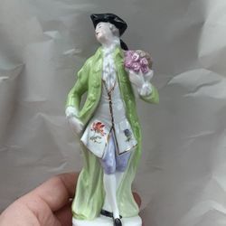 Crown N Porcelain  Figurine 6.5 In.