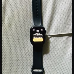 Apple iPhone Watch SE Unlocked With Charger 