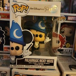 Mickey MOUSE 