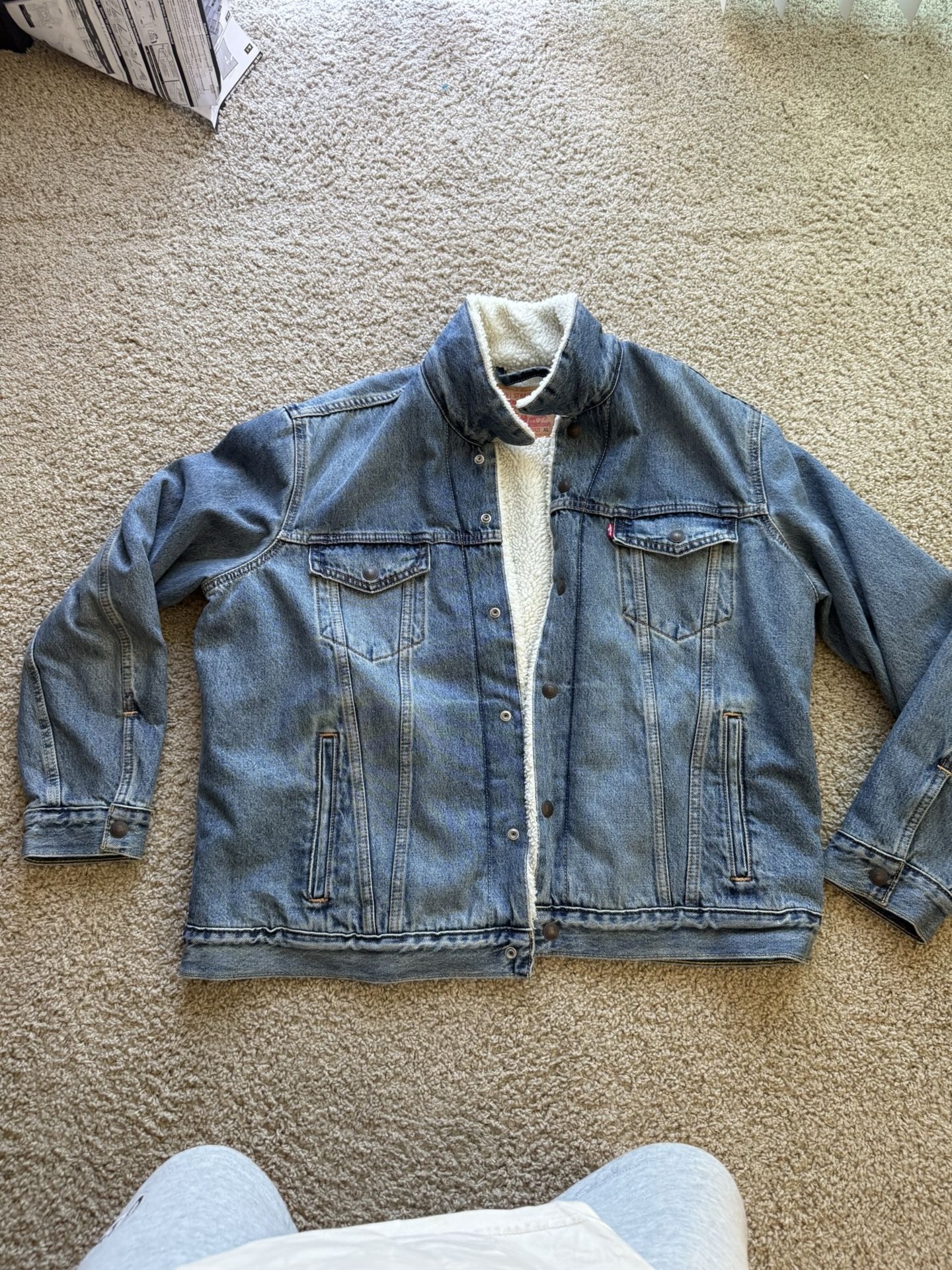 Levis Authentic Denim Jean Jacket XL Sherpa Lining