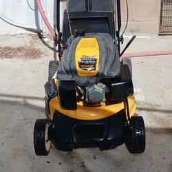 Cub cadet Push Law Mower In Good Working