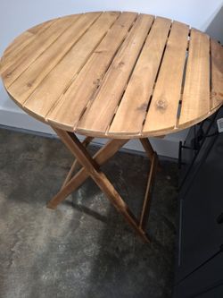 Outdoor round table