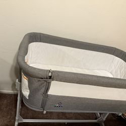 Baby bassinet 