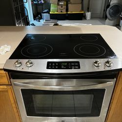 30” Kenmore Slide In Glass Top Range