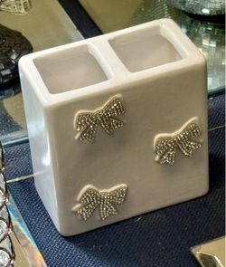 Pretty Bling Bows Toothbrush or Pen Holder