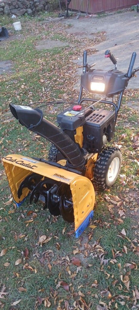 2021 Cubcudet Zero Turn Snow Blower