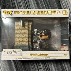 Harry Potter Funko 81 - Harry Entering Platform 9 3/4