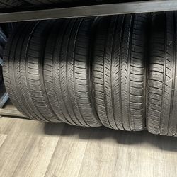 SET OF TIRE 275 45 20 MICHELIN 85% LIFE