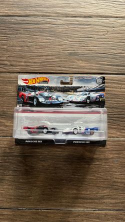 Hot Wheels Premium Car Culture Porsche 962 2-Pack