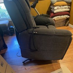 reclining chair with lift assist