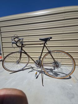 Early 1970s schwinn continental 26" 10 speed fully restored new base coat clear coat automotive paint original brown new handlebar tape tires pedals b