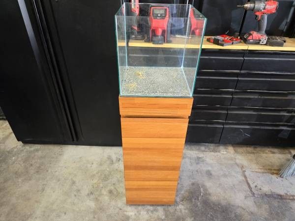 Aqueon 6 Gallon Cube Fish Tank With Stand 
