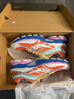 Saucony ProGrid Omni 9