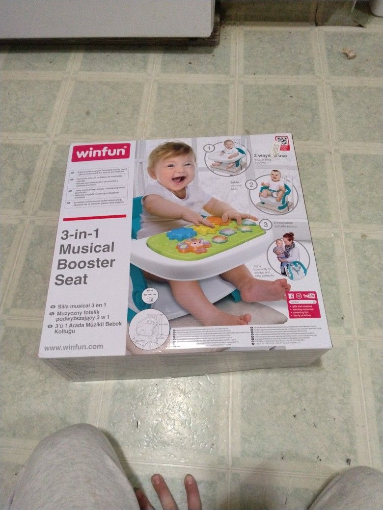Musical Booster Seat 