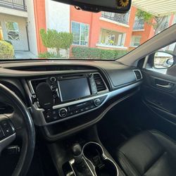2015 Toyota HighlanderXLE