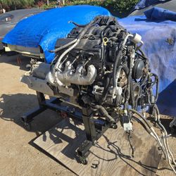 2021 5.3 GMC Denali Engine
