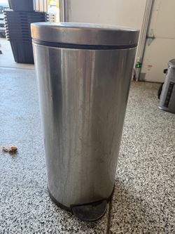 Stainless steel trash can
