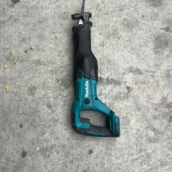 Makita Sawzall 18 Volts 