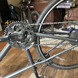 TREK 7.3FX Commuter Bike