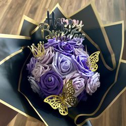 Eternal Roses Bouquet/Ramo De Flores Artificiales 