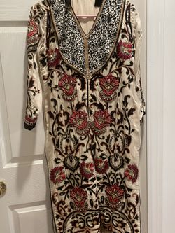 New Beautiful  Silk Embroidery Shirt  Kameez Size M