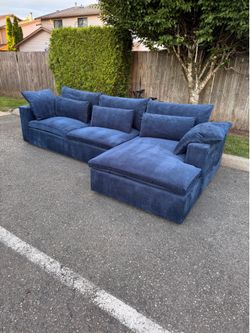 West elm Sectional Sofa Couch