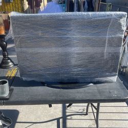 32” TV Dynes