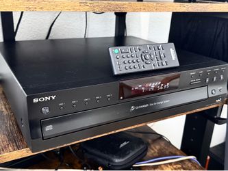SONY CDP-CE500 5 CD Player with USB Recorder and Remote, High Quality and works Like New
