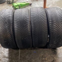 4 TIRES MICHELIN P255-45-20 60/100% TREAD LIFE FREE INSTALLATION BALANCE 