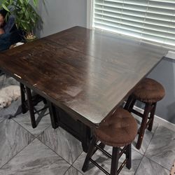 Dining Room Table 