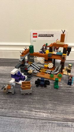 LEGO Minecraft Set 21263