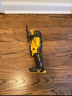 ATOMIC 20V MAX Lithium-Ion Cordless Brushless Oscillating Multi Tool
