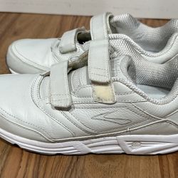 Brooks Men’s Shoes Size 10