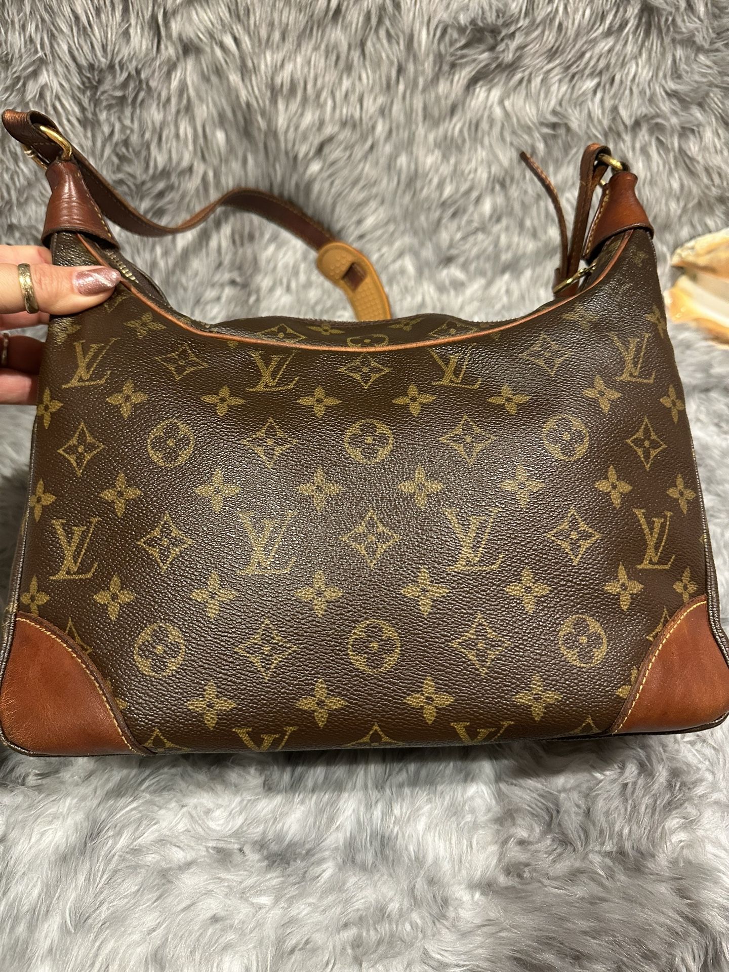 Louis Vuitton Bologne Handbag