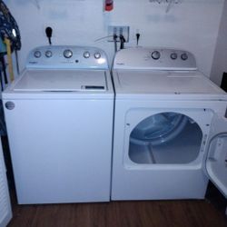 Whirlpool Washer/Dryer Set
