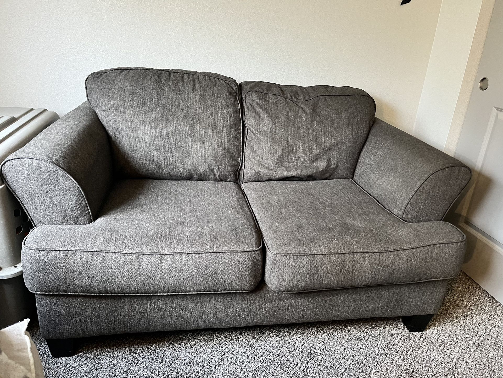 Loveseat Sofá