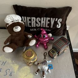Hersheys Collectors Lot Tin Cans Plush $15 for all 