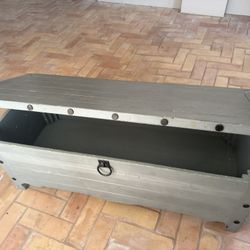 Solid Wood Storage Chest / Bench – Rustic Gray