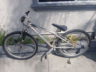 Boy's 26" Specialized Hardrock fs Bike